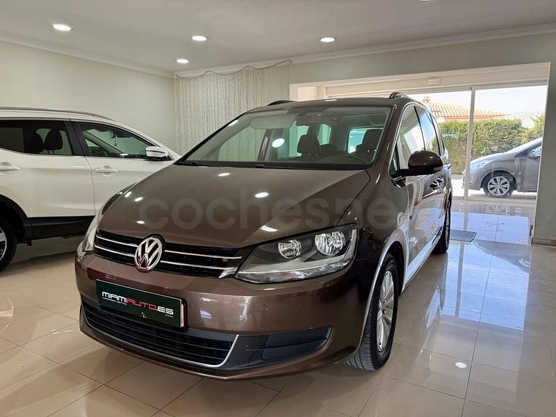 Usado VW Sharan Edition 140 CV (102 kW) 2011 Marrón Monovolumen