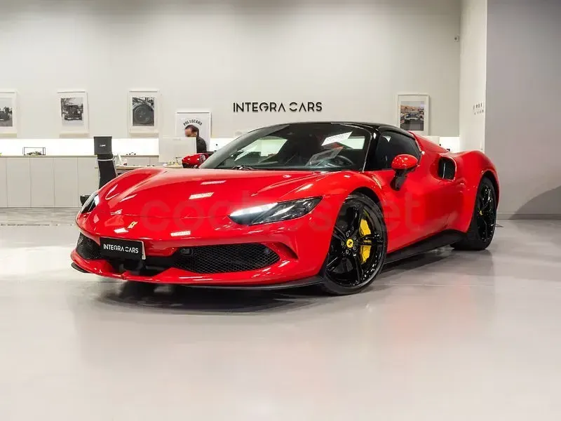 Usado Ferrari 296 842 CV (619 kW) 2024 Rojo Coupe