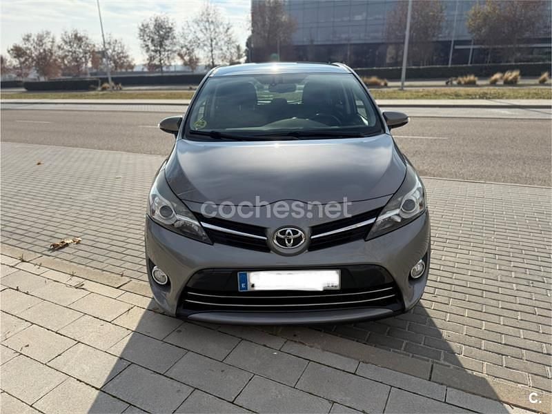 Gris / plata Usado 2014 Toyota Verso Advance Monovolumen | 7500 € (Buen precio) - Imagen 1/4