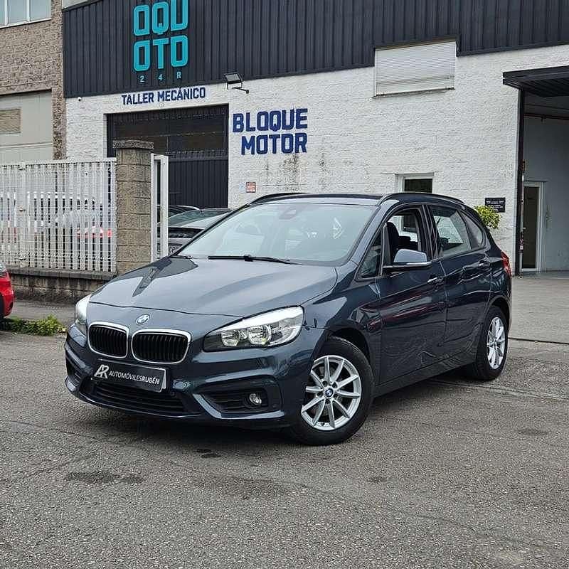 Usado BMW 216 Advantage 116 CV (85 kW) 2017 Azul Monovolumen