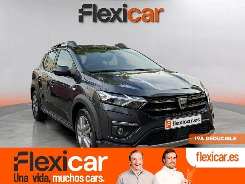 Gris Usado 2021 Dacia Sandero Comfort Utilitario | 13.690 € (Un poco caro) - Imagen 1/4