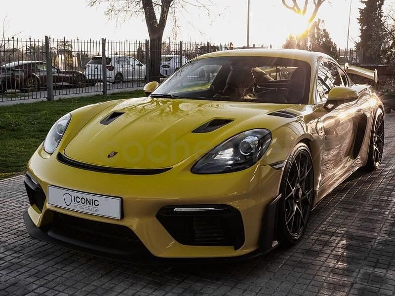 Usado Porsche 718 Cayman GT4 500 CV (367 kW) 2022 Amarillo Coupe