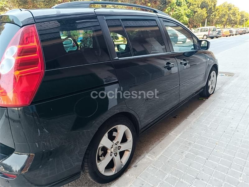 Usado Mazda 5 Sportive 143 CV (105 kW) 2006 Negro Monovolumen