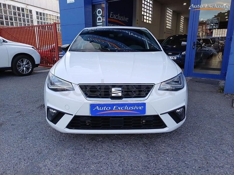 Usado Seat Ibiza FR 110 CV (80 kW) 2023 Blanco Utilitario