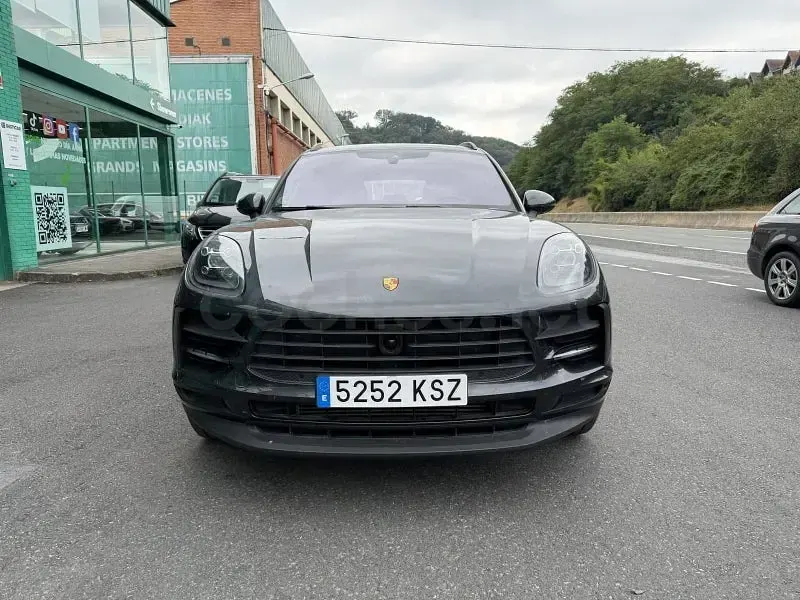 Usado Porsche Macan 245 CV (180 kW) 2019 Gris / plata SUV