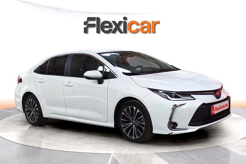 Blanco Usado 2024 Toyota Corolla Style Berlina | 21.990 € (Buen precio) - Imagen 1/4