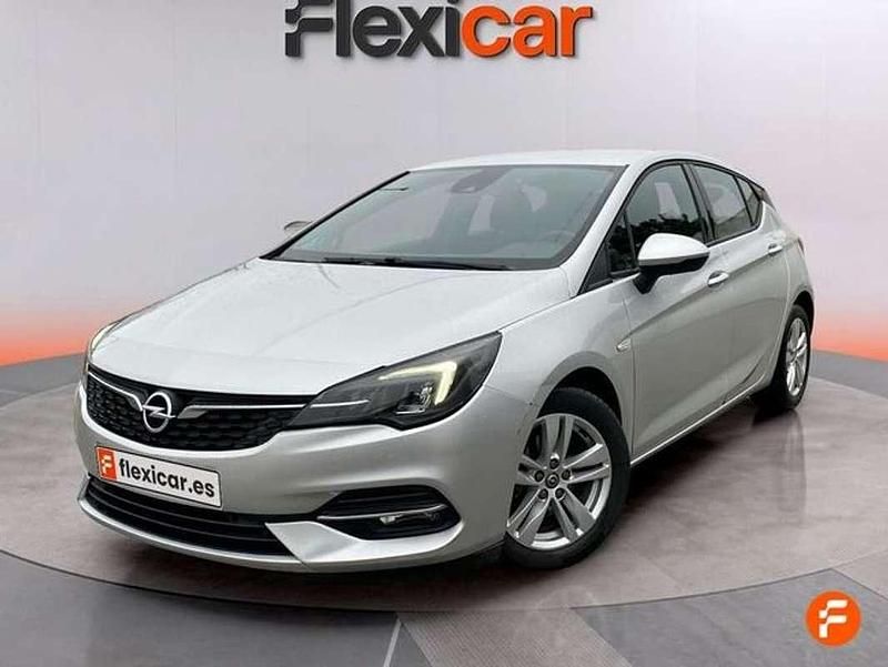 Usado Opel Astra Business Elegance 131 CV (96 kW) 2020 Gris Familiar