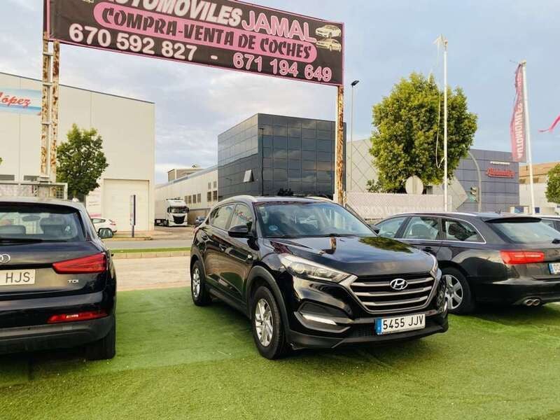 Negro Usado 2015 Hyundai Tucson SUV | 13.999 € (Un poco caro) - Imagen 1/4
