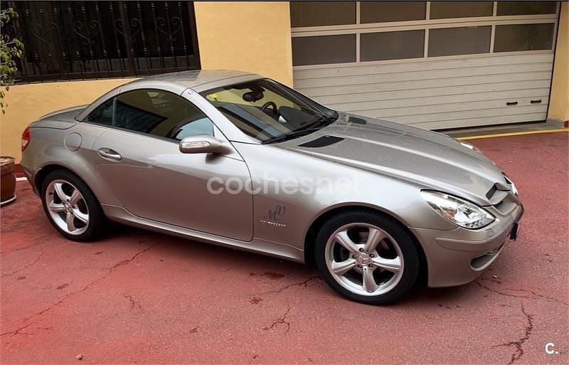 Usado Mercedes SLK200 163 CV (119 kW) 2005 Gris / plata Descapotable