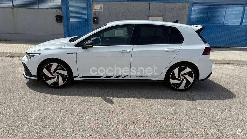 Usado VW Golf VIII R 320 CV (235 kW) 2022 Blanco Berlina