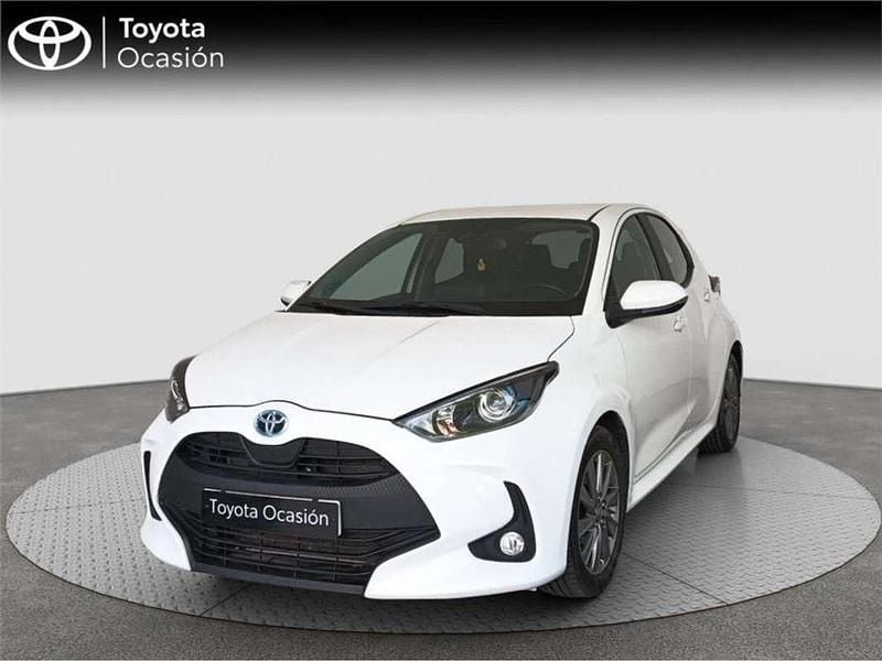 Usado 2022 Toyota Yaris Hybrid Active Monovolumen | 16.990 € (Buen precio) - Imagen 1/4