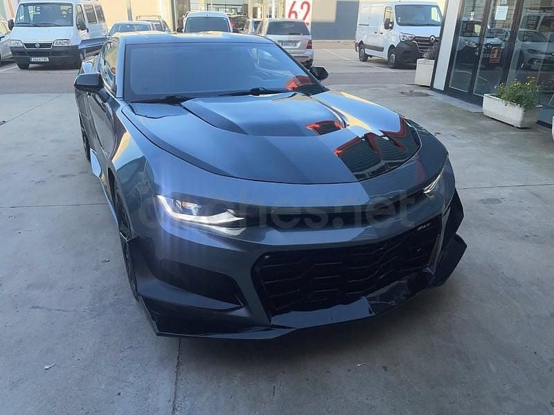 Usado Chevrolet Camaro 405 CV (297 kW) 2015 Gris / plata Coupe