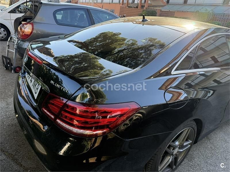 Usado Mercedes E220 170 CV (125 kW) 2015 Negro Coupe