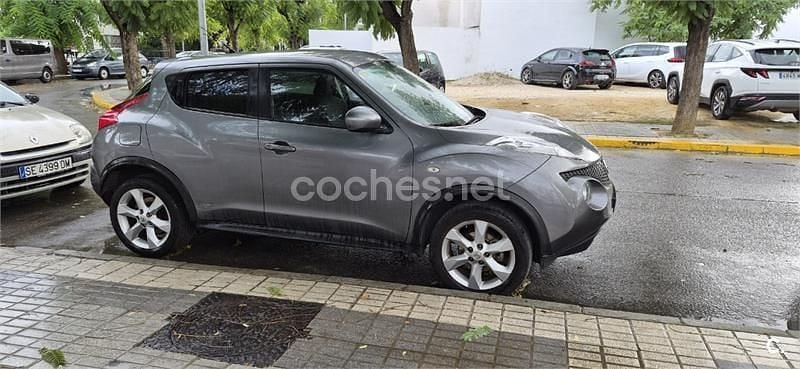 Usado Nissan Juke Acenta 110 CV (80 kW) 2014 Gris / plata SUV