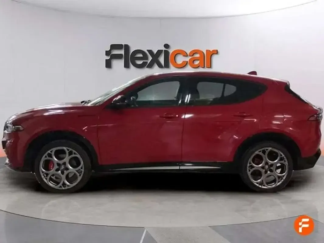 Usado Alfa Romeo Tonale Edizione Speciale 280 CV (205 kW) 2023 Rojo SUV