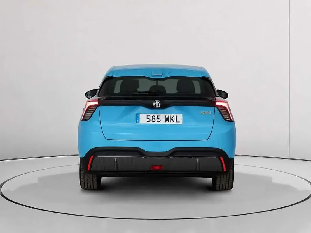 Usado MG MG4 EV 125 kW (170 CV) 2023 Blanco Utilitario