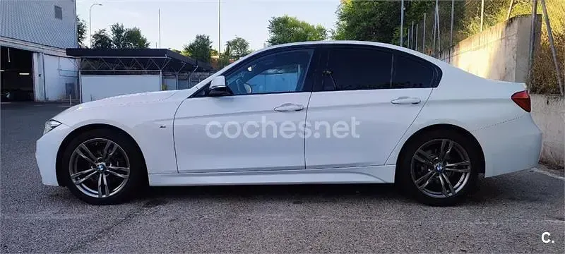 Usado BMW 318 Shadowline 150 CV (110 kW) 2016 Blanco Berlina