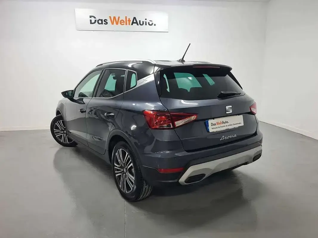 Usado Seat Arona Xperience 116 CV (85 kW) 2025 Gris SUV