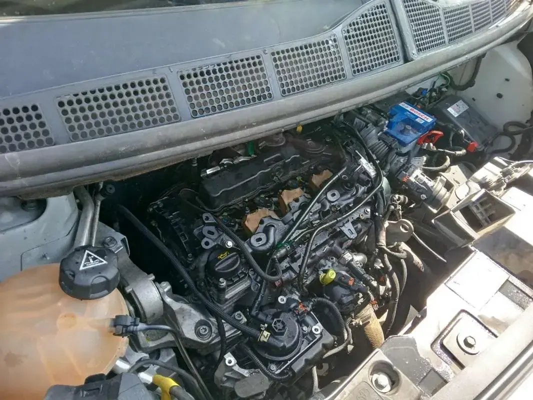 Usado Peugeot Expert S 120 CV (88 kW) 2021 Blanco Van