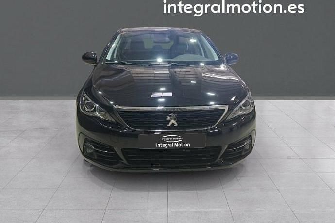 Usado Peugeot 308 Active 130 CV (95 kW) 2021
