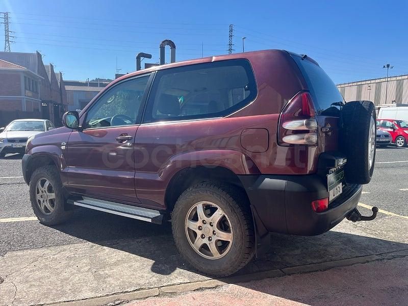 Usado Toyota Land Cruiser 166 CV (122 kW) 2005 Granate SUV