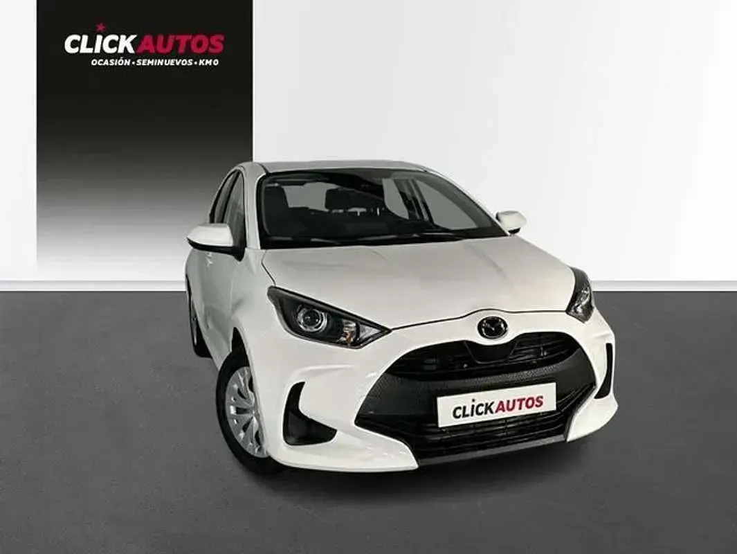 Usado Mazda 2 116 CV (85 kW) 2024 Blanco Utilitario