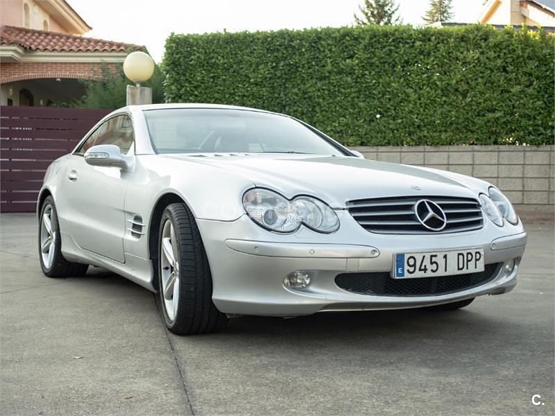 Usado Mercedes SL500 306 CV (225 kW) 2001 Gris / plata Descapotable