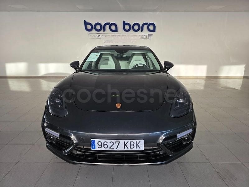 Usado Porsche Panamera Turbo 550 CV (404 kW) 2017 Gris / plata Berlina