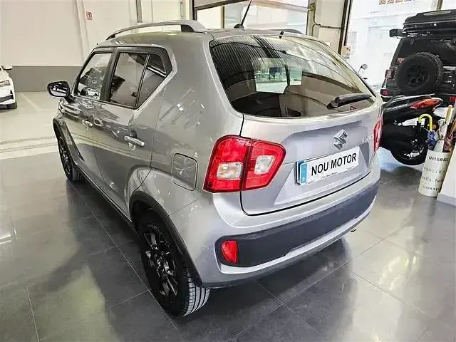 Begagnad Suzuki Ignis 90 HK (66 kW) 2017 Grå SUV