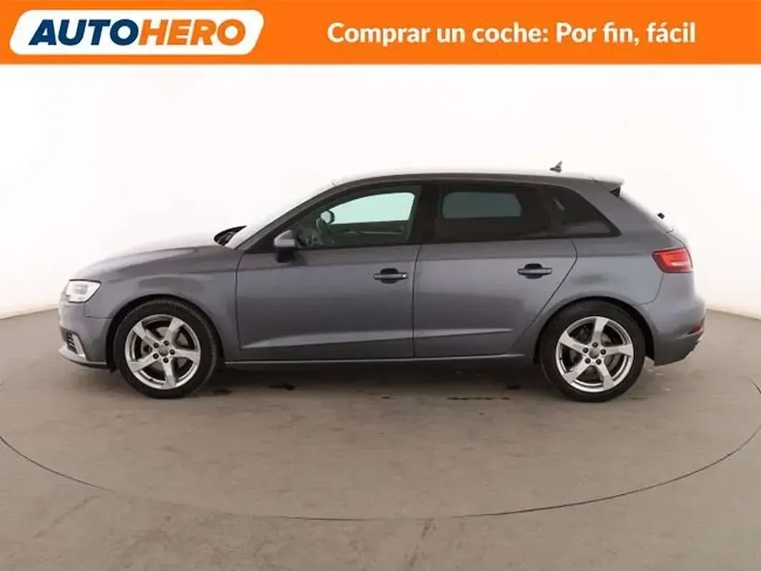 Usado Audi A3 Sport 110 CV (80 kW) 2017 Gris Berlina