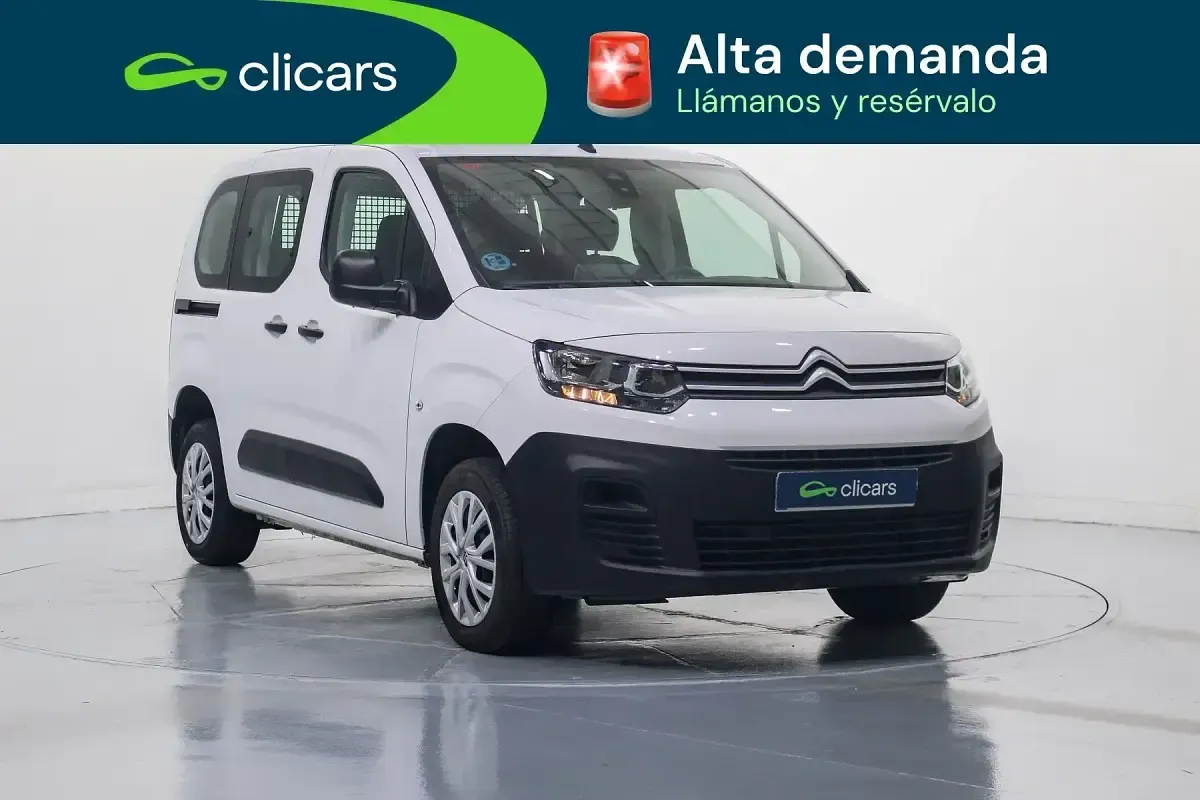 Usado Citroën Berlingo Business Class 100 CV (73 kW) 2023 Blanco Monovolumen