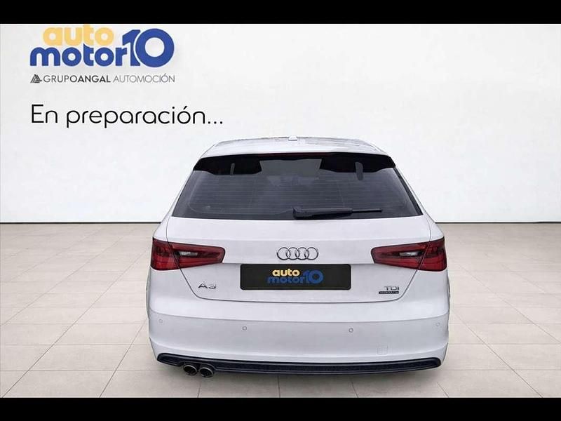 Usado Audi A3 Attraction 184 CV (135 kW) 2016 Utilitario