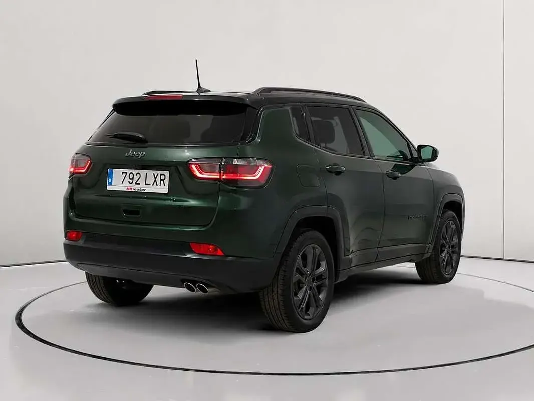 Usado Jeep Compass 150 CV (110 kW) 2022 Verde SUV