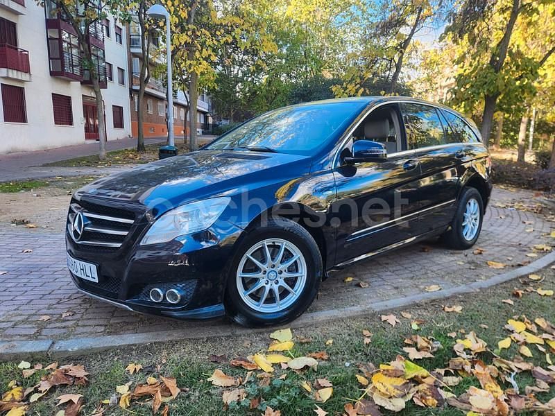 Usado Mercedes R300 190 CV (139 kW) 2012 Azul Monovolumen