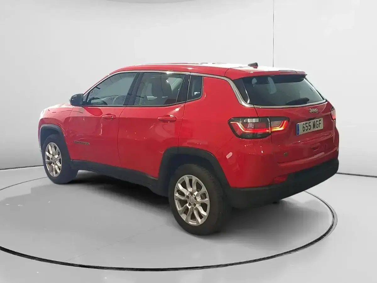 Usado Jeep Compass Night Eagle 130 CV (95 kW) 2023 Rojo SUV