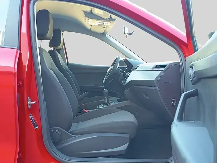 Usado Seat Arona Reference 95 CV (69 kW) 2020 Rojo SUV