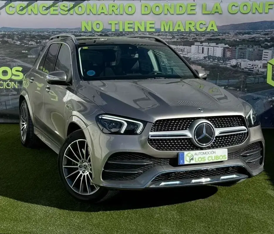 Usado Mercedes GLE350 321 CV (236 kW) 2020 Gris SUV