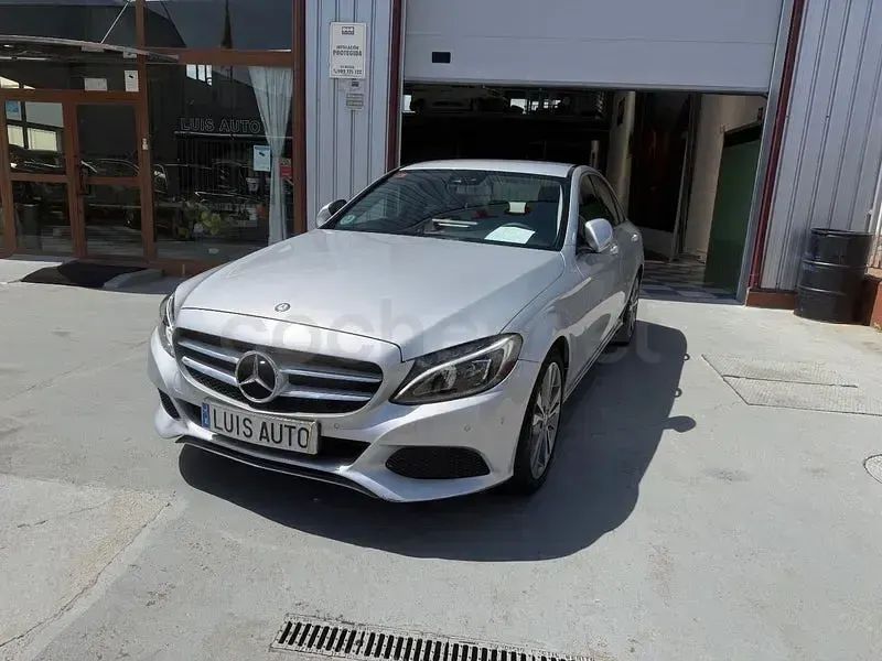 Usado Mercedes C200 136 CV (100 kW) 2017 Gris / plata Berlina
