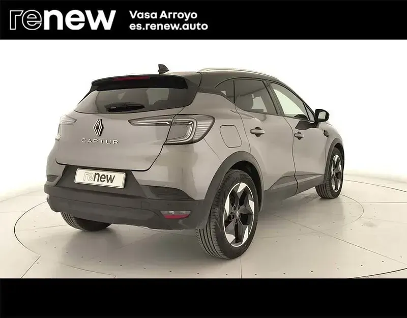 Usado Renault Captur Techno 100 CV (73 kW) 2025 Gris SUV
