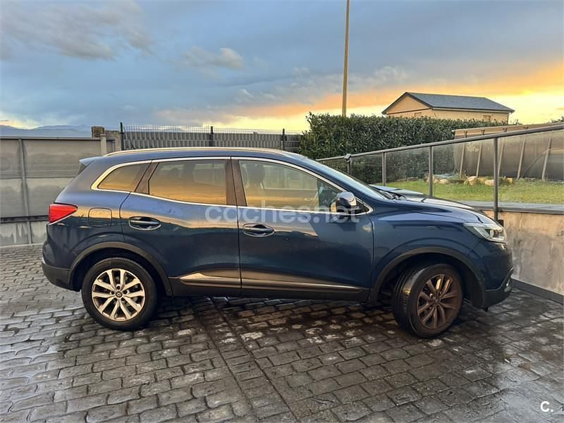 Usado Renault Kadjar Life 130 CV (95 kW) 2016 Azul SUV