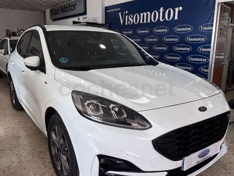 Usado Ford Kuga ST-Line 150 CV (110 kW) 2022 Blanco SUV