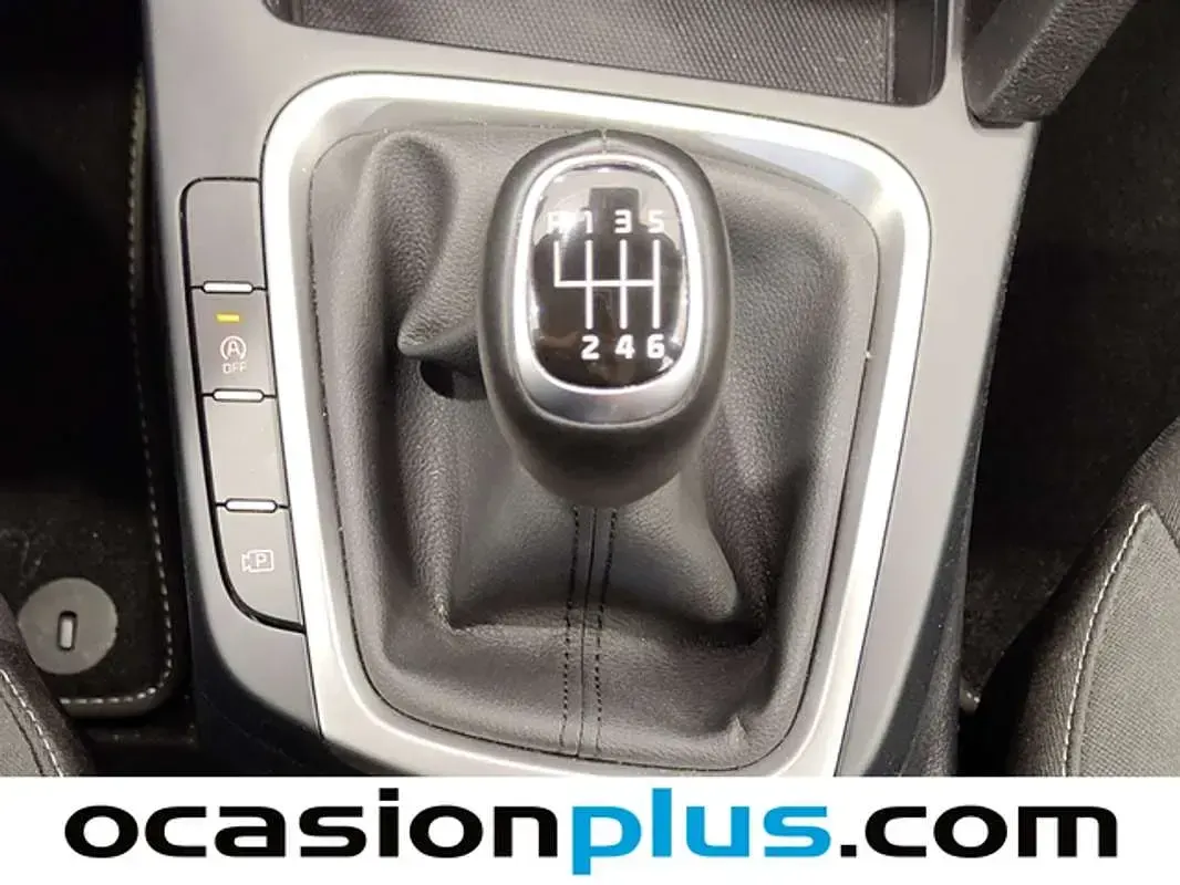 Usado Kia Ceed 101 CV (74 kW) 2025 Blanco Utilitario
