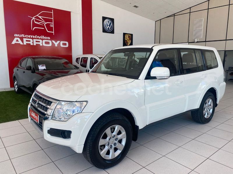 Blanco Usado 2016 Mitsubishi Montero Spirit SUV | 19.990 € (Buen precio) - Imagen 1/4