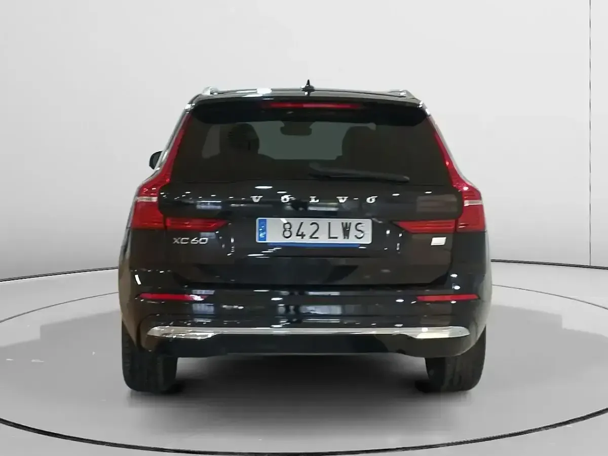Usado Volvo XC60 Inscription 398 CV (292 kW) 2022 Negro SUV
