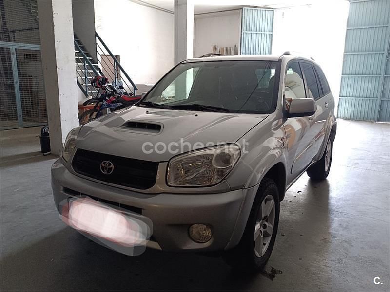 Usado Toyota RAV4 Executive 116 CV (85 kW) 2005 Gris / plata SUV