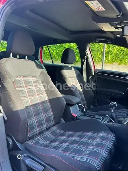 Usado VW Golf VII GTI 230 CV (169 kW) 2015 Rojo Berlina