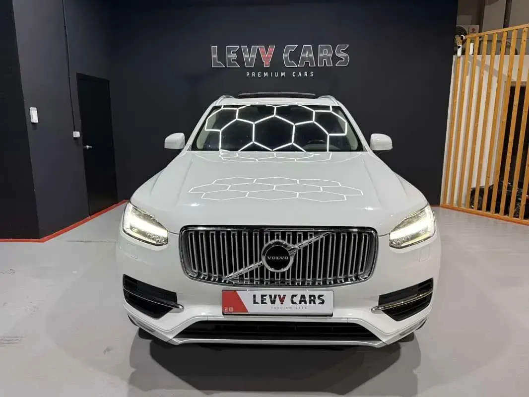 Usado Volvo XC90 Inscription 235 CV (172 kW) 2018 Blanco SUV