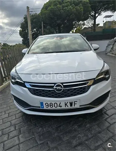 Usado Opel Astra 200 CV (147 kW) 2019 Blanco Berlina