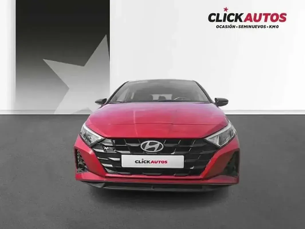 Usado Hyundai i20 N Line 80 CV (58 kW) 2025 Rojo Utilitario