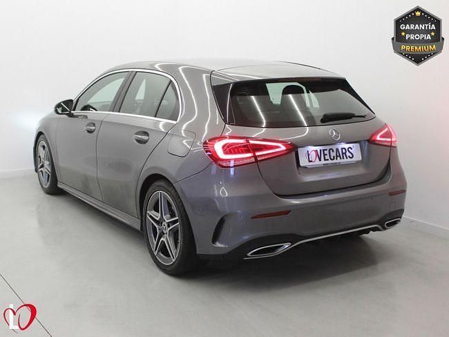 Usado Mercedes A200 150 CV (110 kW) 2020 Gris / plata Berlina